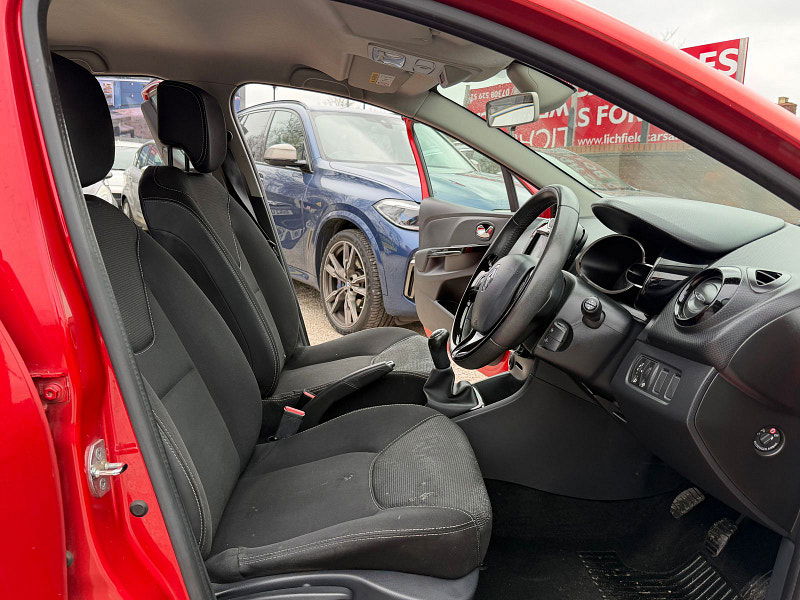 Renault Clio 1.2 16V Dynamique MediaNav Hatchback 5dr Petrol Manual Euro 5 (75 ps) 5dr Manual 2026