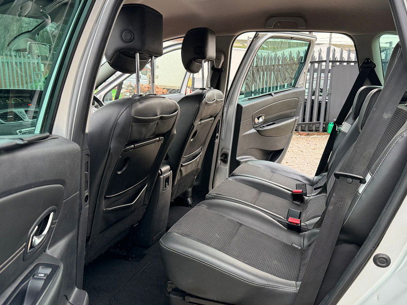 Renault Scenic 1.5 dCi ENERGY Dynamique TomTom MPV 5dr Diesel Manual Euro 5 (s/s) (110 ps) 5dr Manual 2026