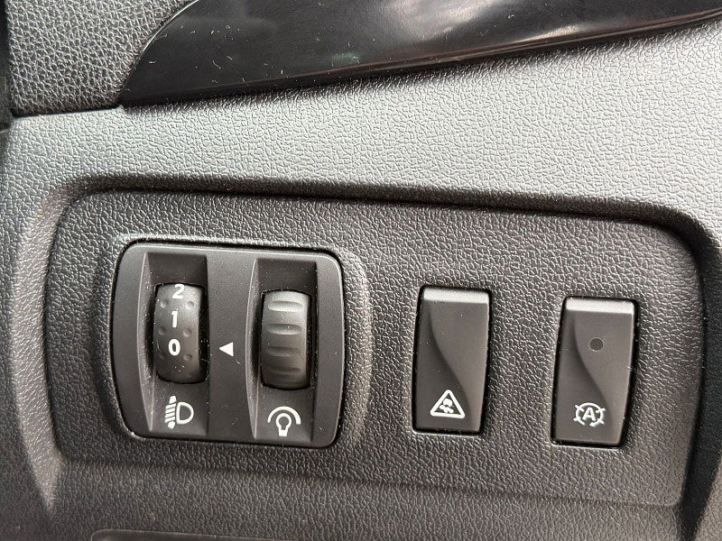 Renault Scenic 1.5 dCi ENERGY Dynamique TomTom MPV 5dr Diesel Manual Euro 5 (s/s) (110 ps) 5dr Manual 2026