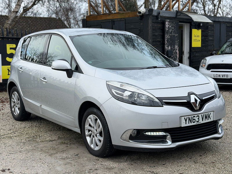Renault Scenic 1.5 dCi ENERGY Dynamique TomTom MPV 5dr Diesel Manual Euro 5 (s/s) (110 ps) 5dr Manual 2026