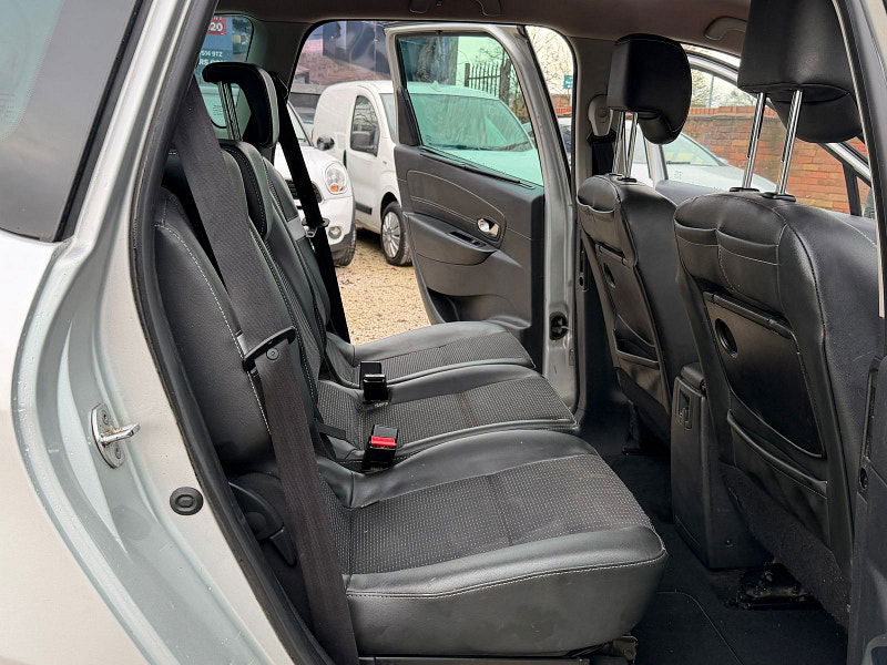 Renault Scenic 1.5 dCi ENERGY Dynamique TomTom MPV 5dr Diesel Manual Euro 5 (s/s) (110 ps) 5dr Manual 2026