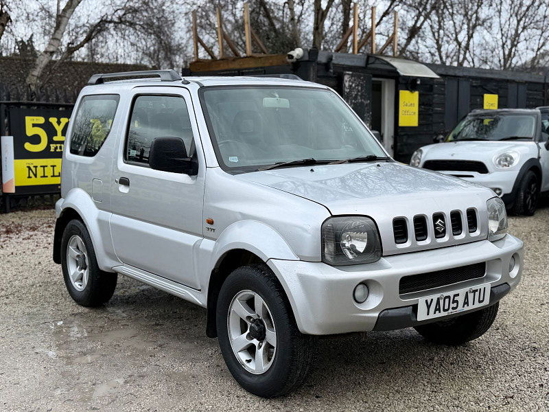 Suzuki Jimny 1.3 JLX SUV 3dr Petrol Manual (174 g/km, 83 bhp) 3dr Manual 2026
