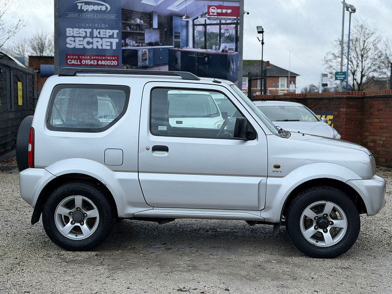 Suzuki Jimny 1.3 JLX SUV 3dr Petrol Manual (174 g/km, 83 bhp) 3dr Manual 2026