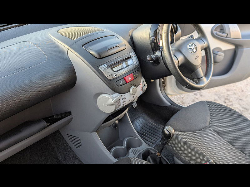 Toyota Aygo 1.0 VVT-i Go Hatchback 5dr Petrol Manual Euro 5 (67 ps) 5dr Manual 2026