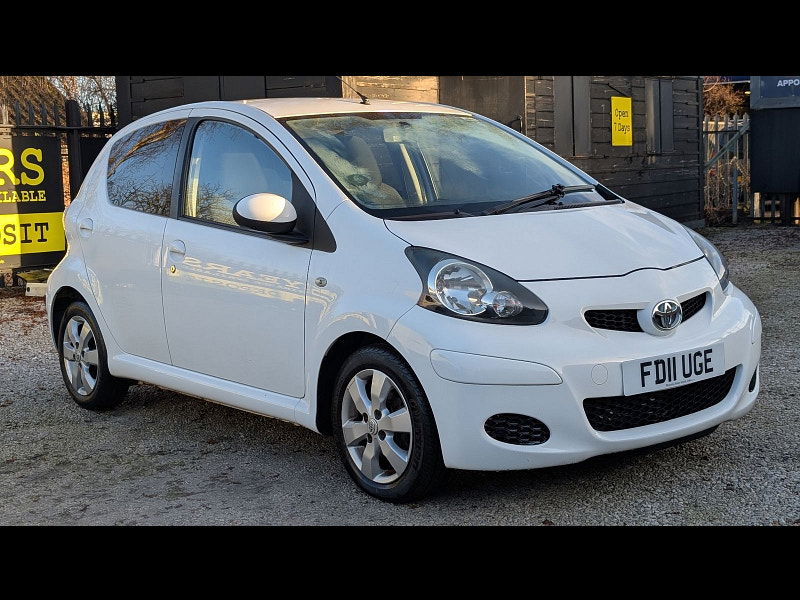 Toyota Aygo 1.0 VVT-i Go Hatchback 5dr Petrol Manual Euro 5 (67 ps) 5dr Manual 2026