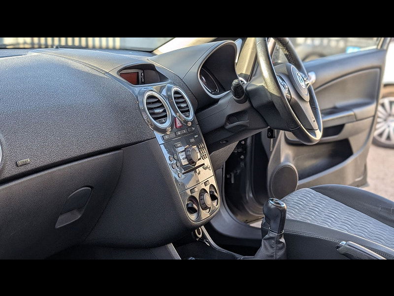 Vauxhall Corsa 1.4 16V SE Hatchback 5dr Petrol Manual Wide Ratio Euro 5 (100 ps) 5dr Manual 2026