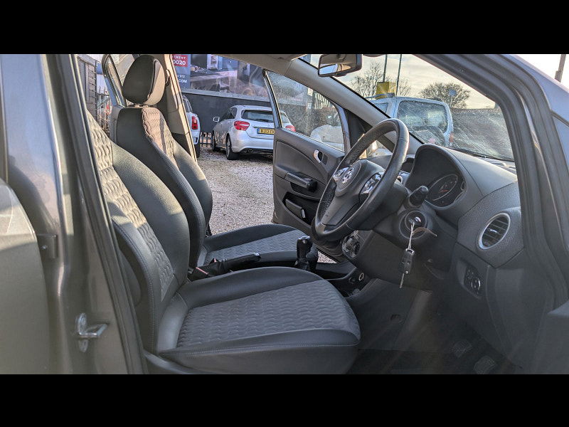 Vauxhall Corsa 1.4 16V SE Hatchback 5dr Petrol Manual Wide Ratio Euro 5 (100 ps) 5dr Manual 2026