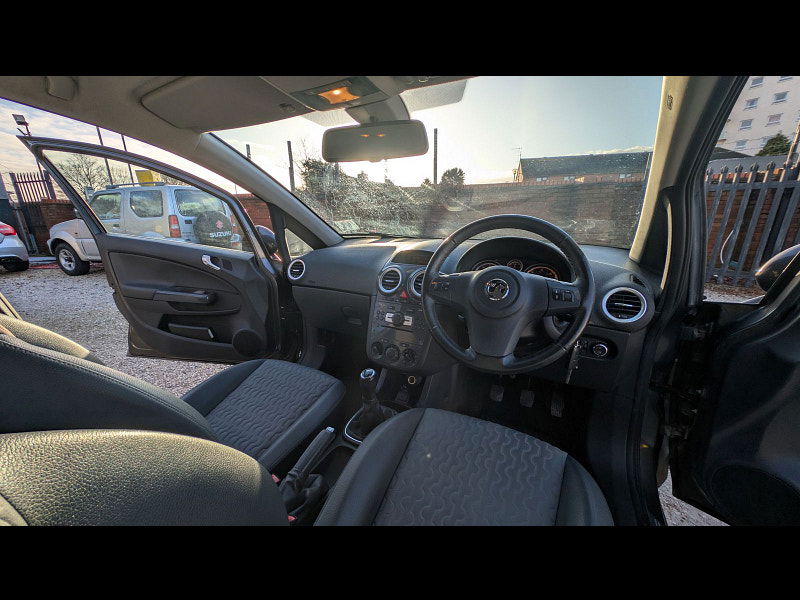 Vauxhall Corsa 1.4 16V SE Hatchback 5dr Petrol Manual Wide Ratio Euro 5 (100 ps) 5dr Manual 2026