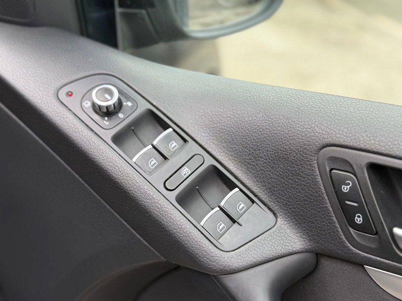 Volkswagen Tiguan 2.0 TDI BlueMotion Tech Match SUV 5dr Diesel Manual 4WD Euro 5 (s/s) (140 ps) 5dr Manual 2026