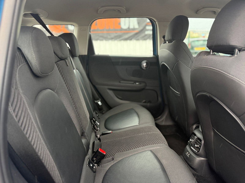 MINI Countryman 2.0 Cooper D SUV 5dr Diesel Auto Euro 6 (s/s) (150 ps) 5dr Automatic 2026