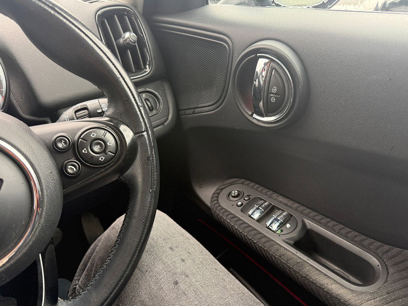 MINI Countryman 2.0 Cooper D SUV 5dr Diesel Auto Euro 6 (s/s) (150 ps) 5dr Automatic 2026