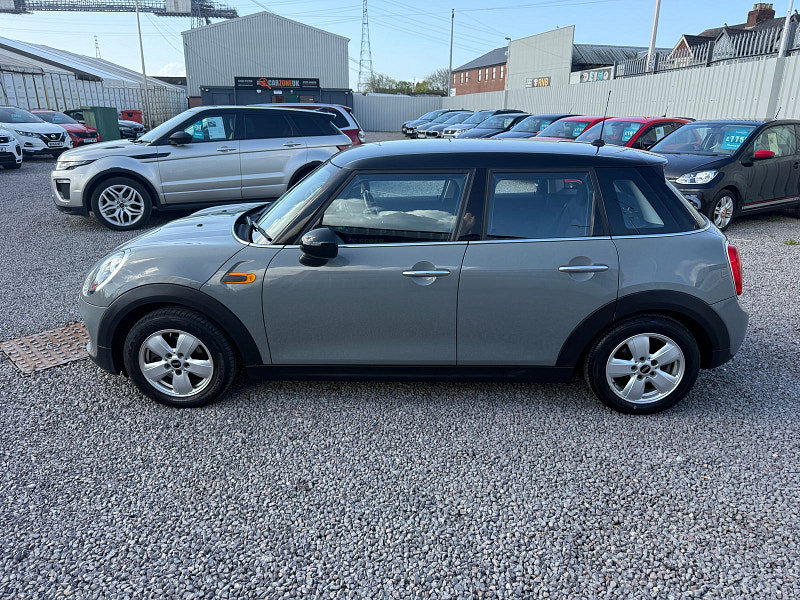 MINI Hatch 1.5 Cooper Hatchback 5dr Petrol Manual Euro 6 (s/s) (136 ps) 5dr Manual 2026