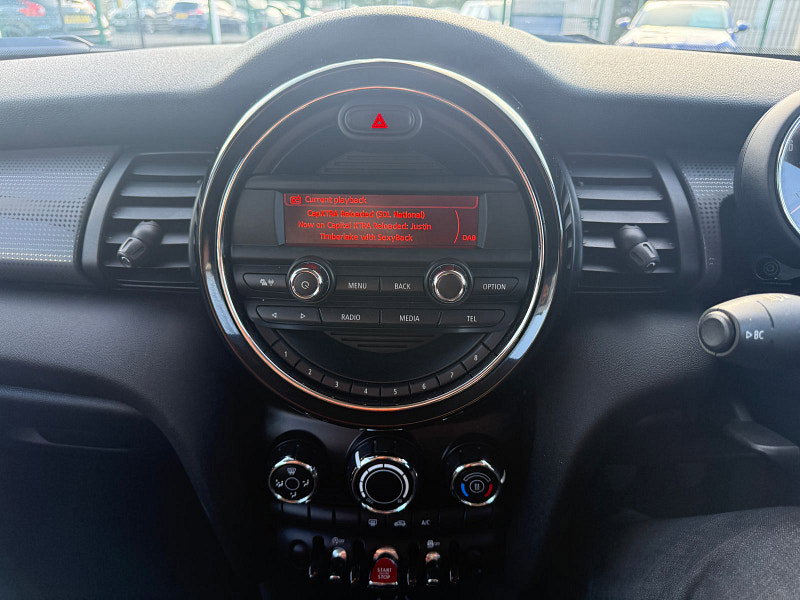 MINI Hatch 1.5 Cooper Hatchback 5dr Petrol Manual Euro 6 (s/s) (136 ps) 5dr Manual 2026