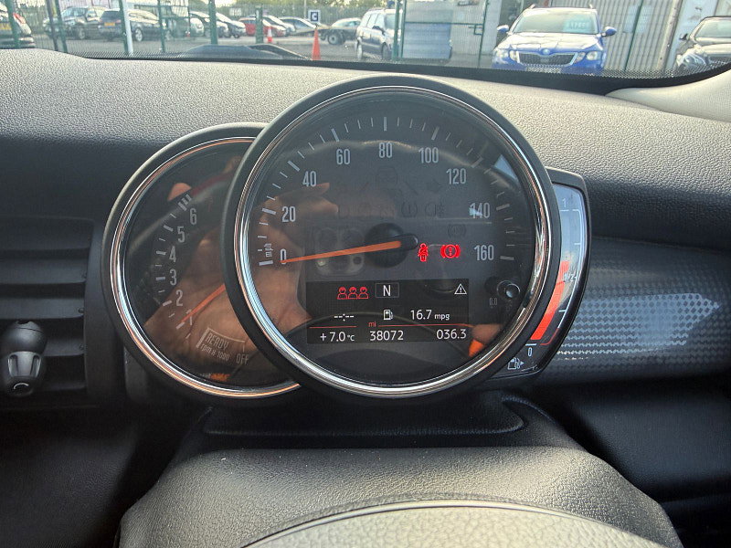 MINI Hatch 1.5 Cooper Hatchback 5dr Petrol Manual Euro 6 (s/s) (136 ps) 5dr Manual 2026