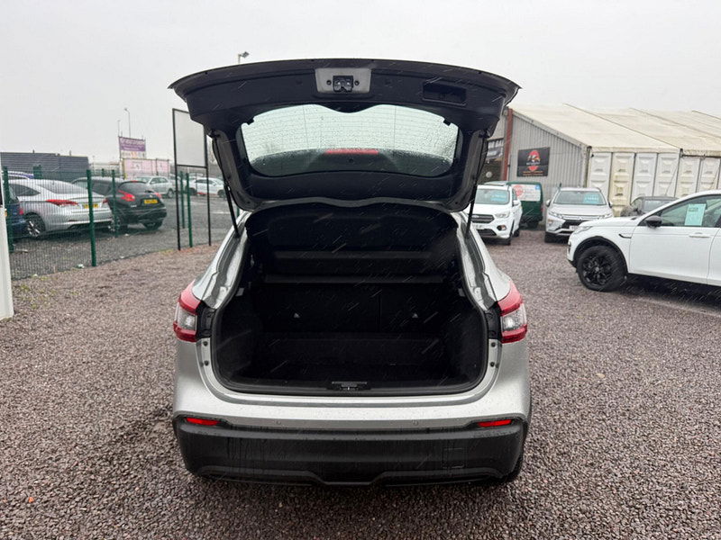 Nissan Qashqai 1.3 DIG-T Acenta Premium DCT Auto Euro 6 (s/s) 5dr 5dr Automatic 2026