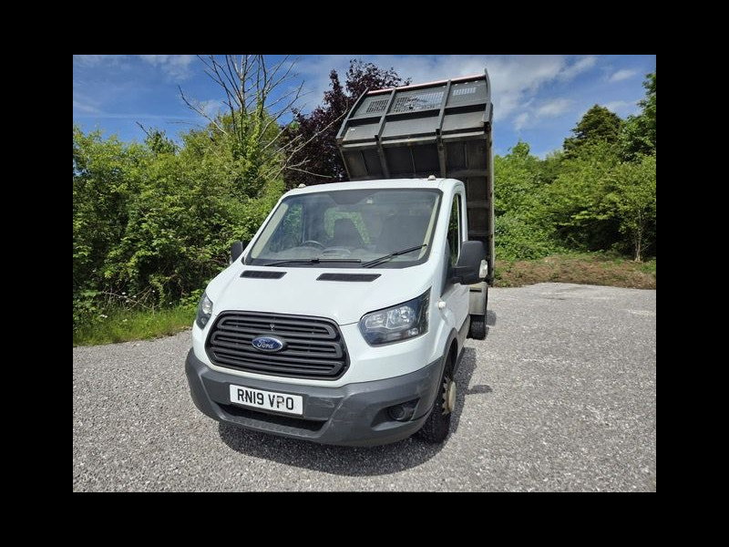 Ford Transit 2.0 350 EcoBlue Chassis Cab 2dr Diesel Manual RWD L2 H1 Euro 6 (DRW) (130 ps) 2dr Manual 2026