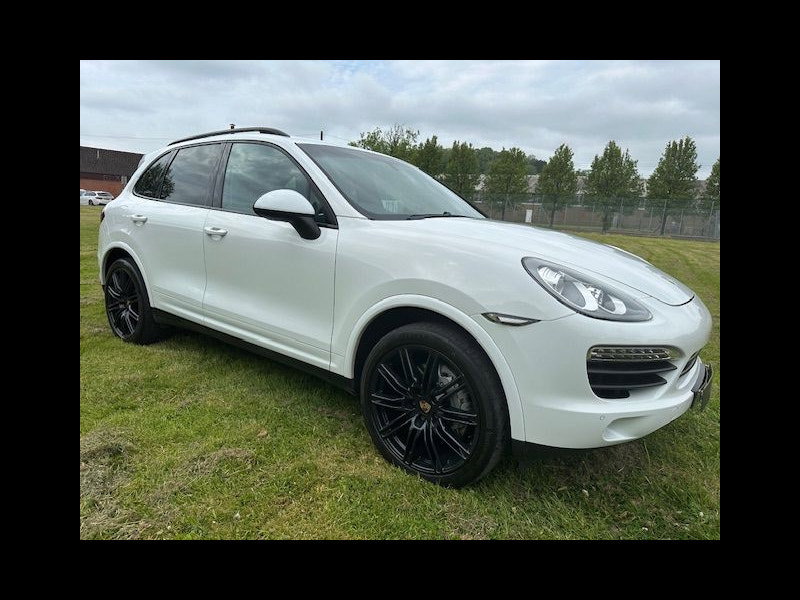 Porsche Cayenne 4.2 TD V8 S SUV 5dr Diesel TiptronicS 4WD Euro 5 (s/s) (382 ps) 5dr Automatic 2026