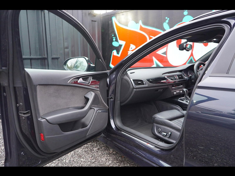 Audi A6 Avant 3.0 BiTDI V6 Black Edition Estate 5dr Diesel Tiptronic quattro Euro 6 (s/s) (320 ps)
