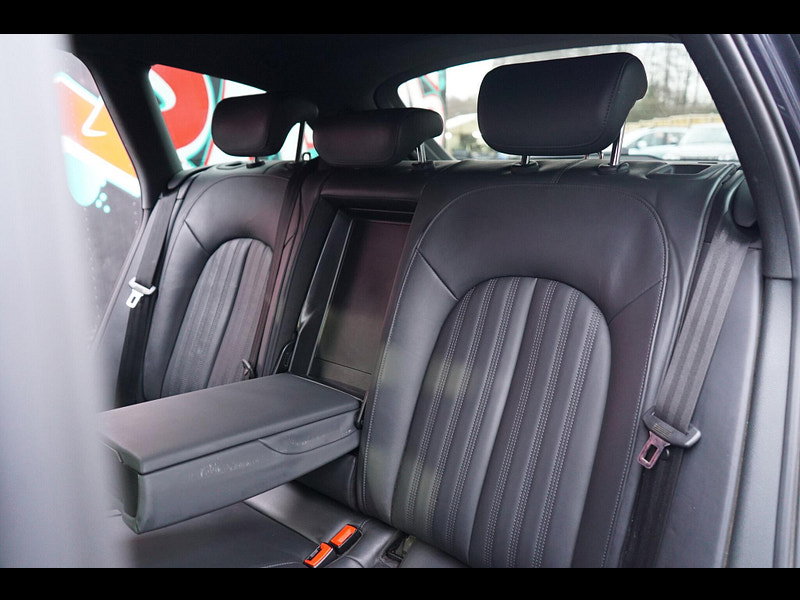 Audi A6 Avant 3.0 BiTDI V6 Black Edition Estate 5dr Diesel Tiptronic quattro Euro 6 (s/s) (320 ps)