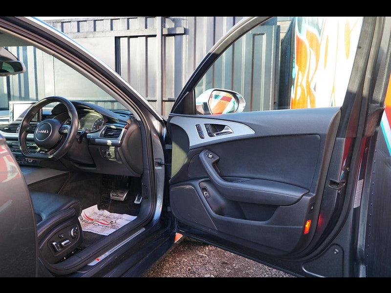 Audi RS6 Avant 4.0 TFSI V8 Estate 5dr Petrol Tiptronic quattro Euro 6 (s/s) (560 ps)