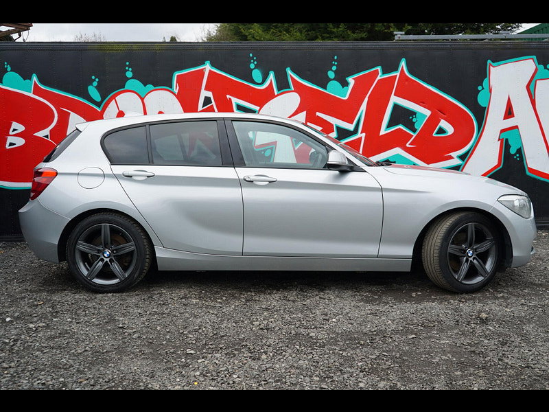 BMW 1 Series 2.0 120d Sport Hatchback 5dr Diesel Manual Euro 5 (s/s) (184 ps)