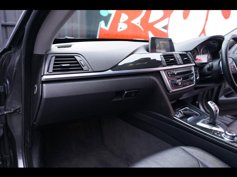 BMW 3 Series Gran Turismo 3.0 330d Luxury GT 5dr Diesel Auto xDrive Euro 6 (s/s) (258 ps)