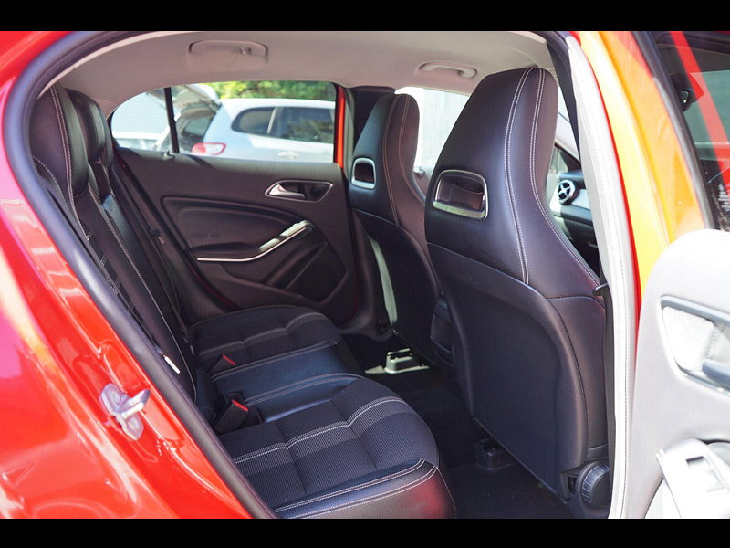 Mercedes-Benz GLA 1.6 GLA180 Urban Edition SUV 5dr Petrol Manual Euro 6 (s/s) (122 ps)