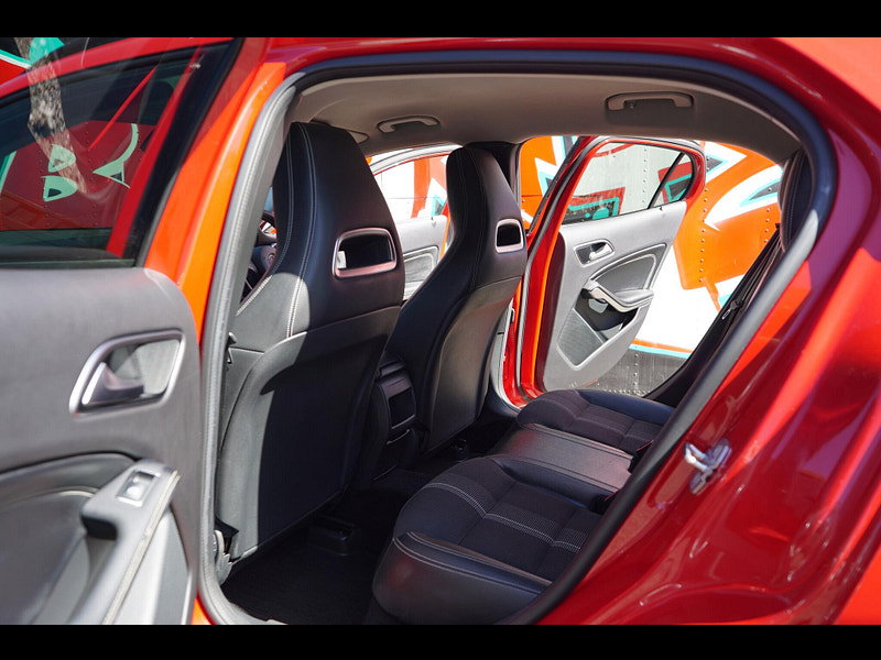 Mercedes-Benz GLA 1.6 GLA180 Urban Edition SUV 5dr Petrol Manual Euro 6 (s/s) (122 ps)