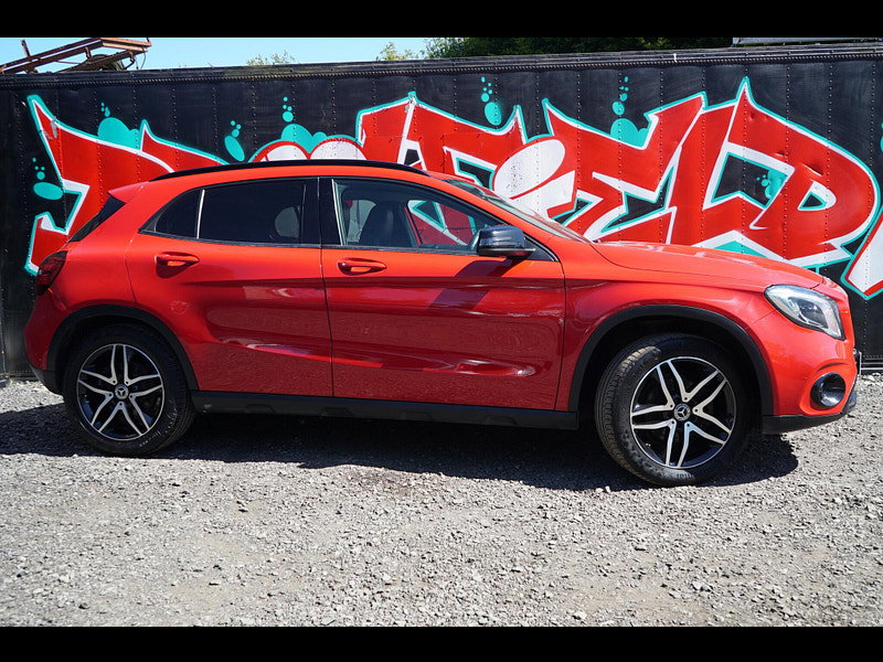 Mercedes-Benz GLA 1.6 GLA180 Urban Edition SUV 5dr Petrol Manual Euro 6 (s/s) (122 ps)