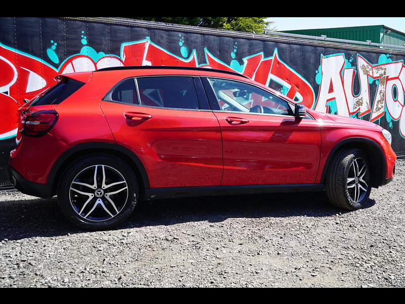 Mercedes-Benz GLA 1.6 GLA180 Urban Edition SUV 5dr Petrol Manual Euro 6 (s/s) (122 ps)