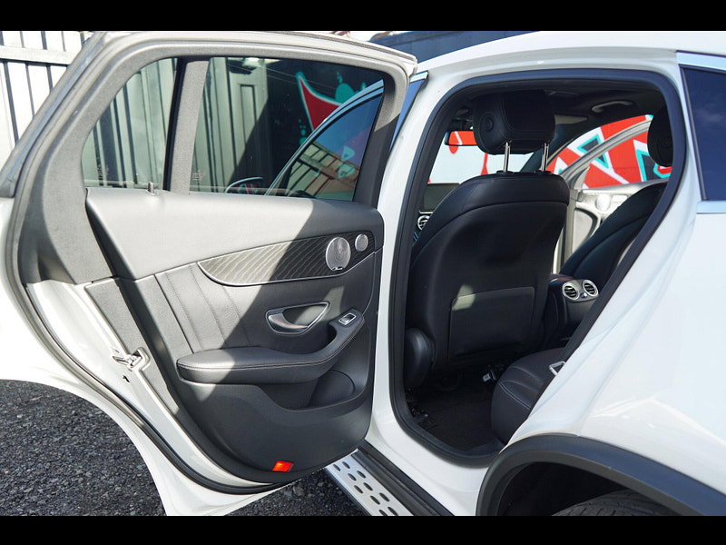 Mercedes-Benz GLC 3.0 GLC350d V6 AMG Line (Premium Plus) Coupe 5dr Diesel G-Tronic 4MATIC Euro 6 (s/s) (258 ps)