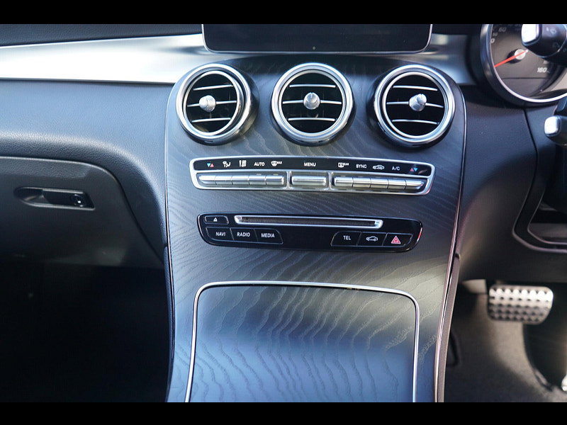 Mercedes-Benz GLC 3.0 GLC350d V6 AMG Line (Premium Plus) Coupe 5dr Diesel G-Tronic 4MATIC Euro 6 (s/s) (258 ps)