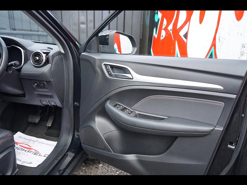 MG MG ZS 1.0 T-GDI Exclusive SUV 5dr Petrol Auto Euro 6 (111 ps)