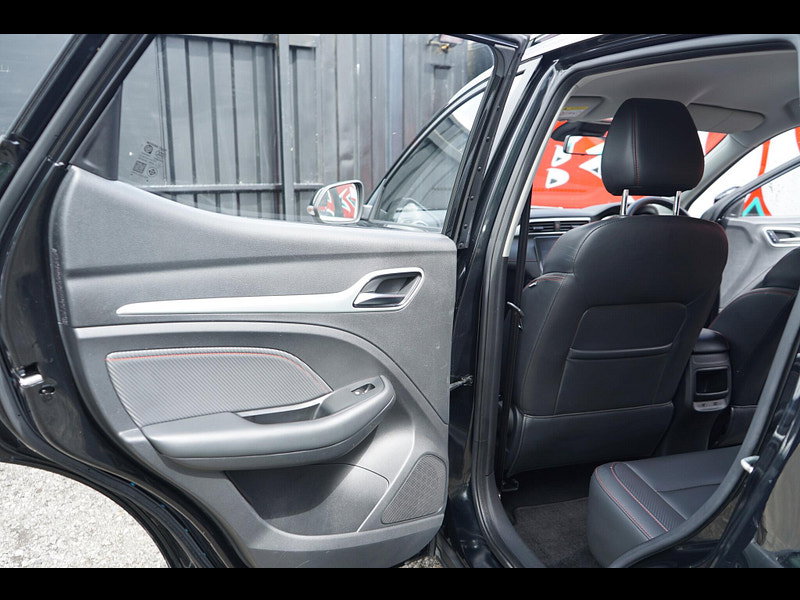 MG MG ZS 1.0 T-GDI Exclusive SUV 5dr Petrol Auto Euro 6 (111 ps)