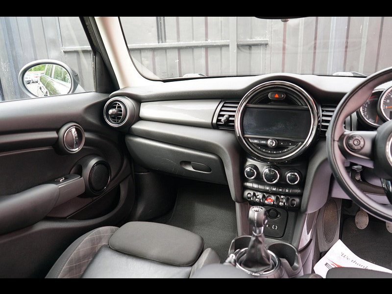 MINI Hatch 1.5 Cooper D Hatchback 5dr Diesel Manual Euro 6 (s/s) (116 ps)