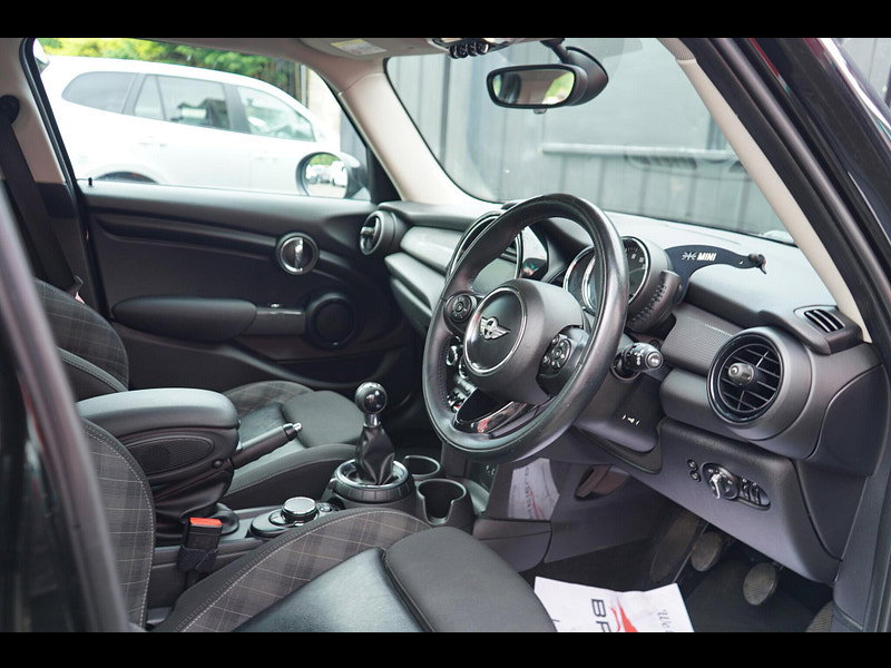 MINI Hatch 1.5 Cooper D Hatchback 5dr Diesel Manual Euro 6 (s/s) (116 ps)