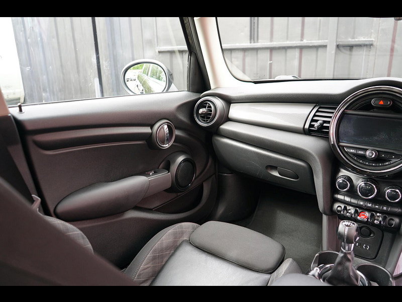 MINI Hatch 1.5 Cooper D Hatchback 5dr Diesel Manual Euro 6 (s/s) (116 ps)