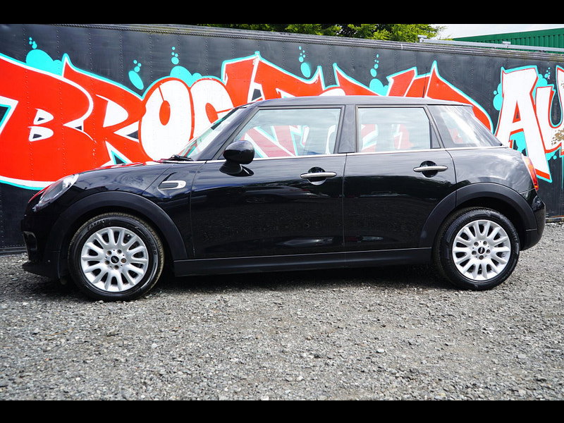 MINI Hatch 1.5 Cooper D Hatchback 5dr Diesel Manual Euro 6 (s/s) (116 ps)