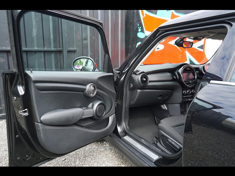 MINI Hatch 1.5 Cooper D Hatchback 5dr Diesel Manual Euro 6 (s/s) (116 ps)