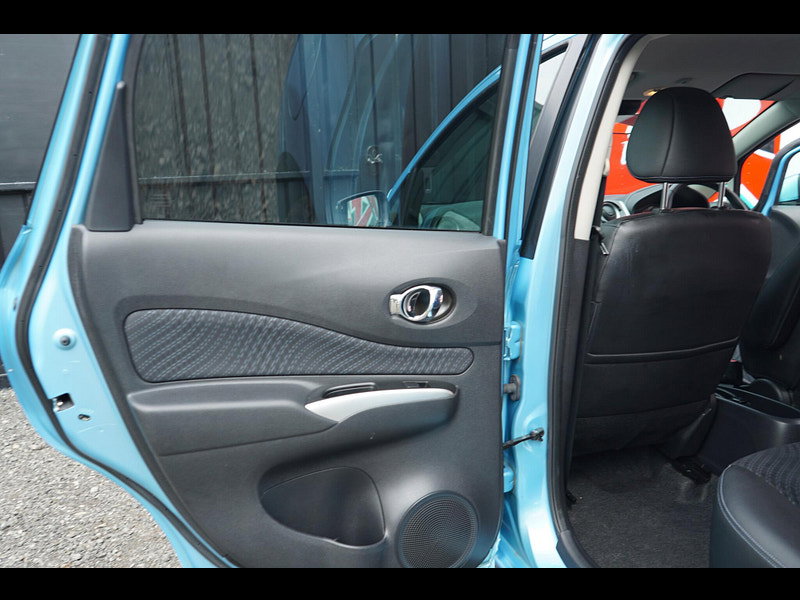 Nissan Note 1.2 DIG-S Tekna Hatchback 5dr Petrol CVT Euro 5 (s/s) (98 ps)
