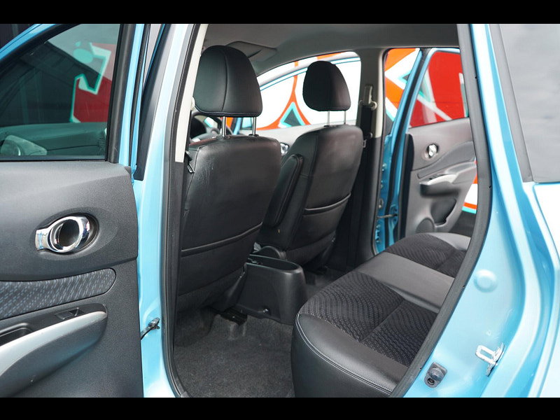 Nissan Note 1.2 DIG-S Tekna Hatchback 5dr Petrol CVT Euro 5 (s/s) (98 ps)