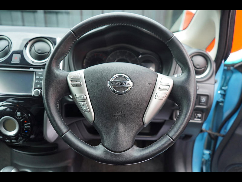 Nissan Note 1.2 DIG-S Tekna Hatchback 5dr Petrol CVT Euro 5 (s/s) (98 ps)