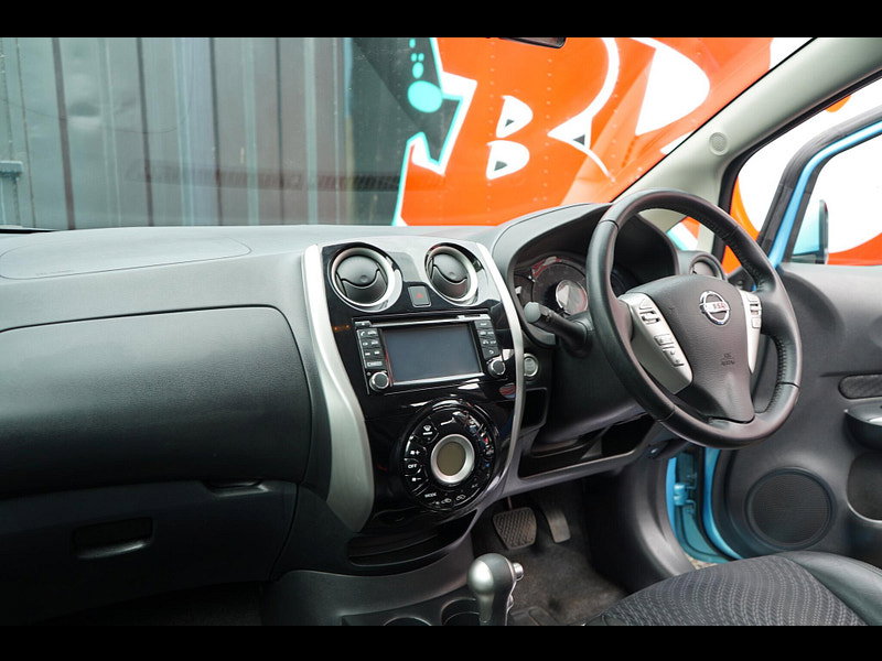 Nissan Note 1.2 DIG-S Tekna Hatchback 5dr Petrol CVT Euro 5 (s/s) (98 ps)