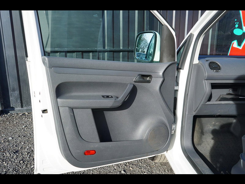 Volkswagen Caddy 1.6 TDI BlueMotion Tech C20 Trendline Panel Van 4dr Diesel Manual L1 H1 (134 g/km, 101 bhp)
