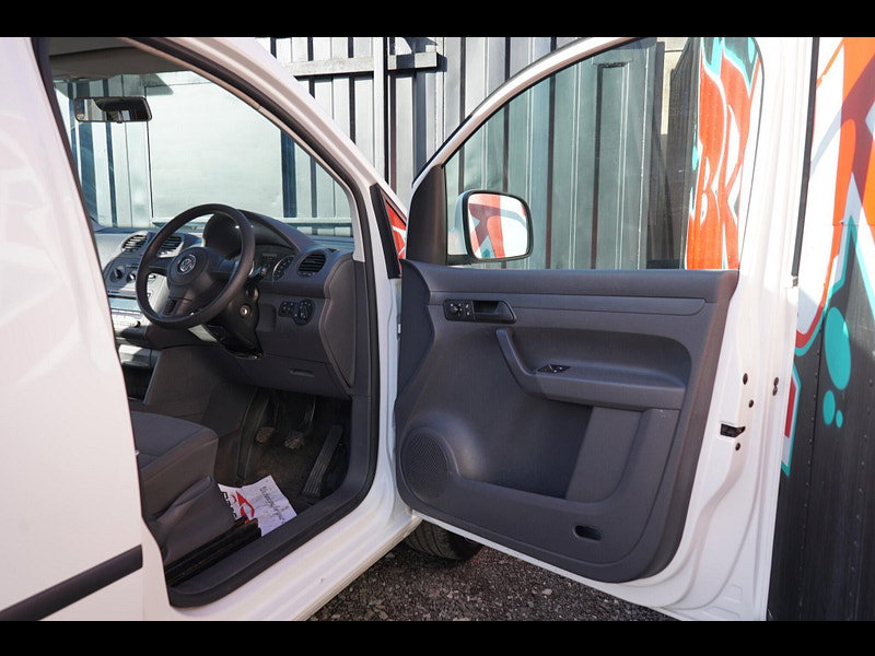 Volkswagen Caddy 1.6 TDI BlueMotion Tech C20 Trendline Panel Van 4dr Diesel Manual L1 H1 (134 g/km, 101 bhp)
