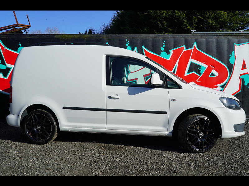 Volkswagen Caddy 1.6 TDI BlueMotion Tech C20 Trendline Panel Van 4dr Diesel Manual L1 H1 (134 g/km, 101 bhp)