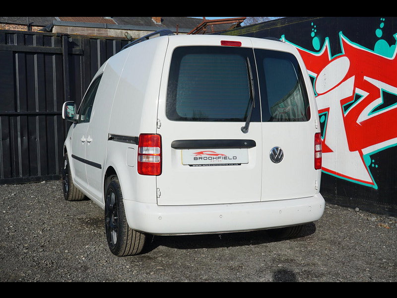 Volkswagen Caddy 1.6 TDI BlueMotion Tech C20 Trendline Panel Van 4dr Diesel Manual L1 H1 (134 g/km, 101 bhp)