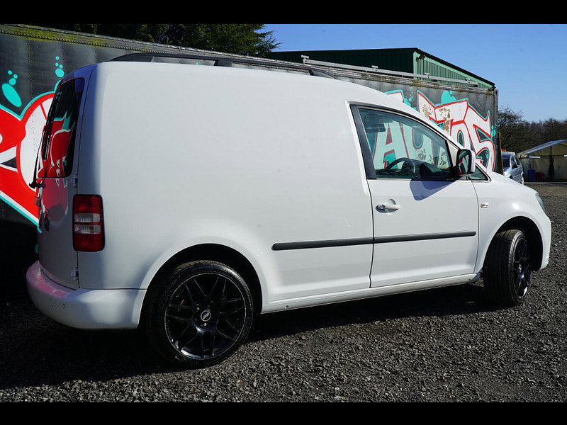 Volkswagen Caddy 1.6 TDI BlueMotion Tech C20 Trendline Panel Van 4dr Diesel Manual L1 H1 (134 g/km, 101 bhp)