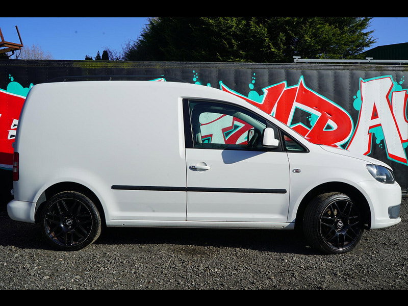 Volkswagen Caddy 1.6 TDI BlueMotion Tech C20 Trendline Panel Van 4dr Diesel Manual L1 H1 (134 g/km, 101 bhp)