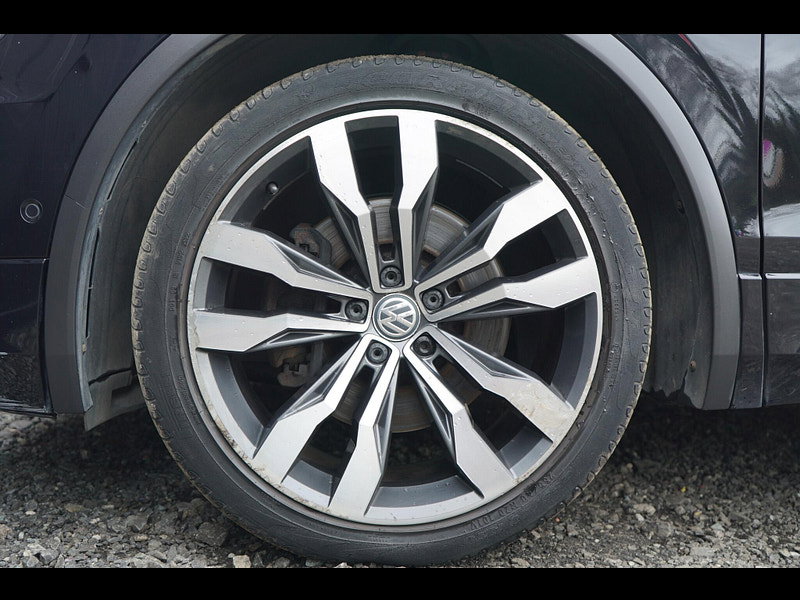 Volkswagen Tiguan 2.0 TSI R-Line SUV 5dr Petrol DSG 4Motion Euro 6 (s/s) (180 ps)